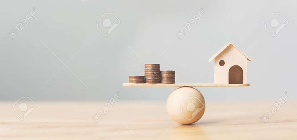 The Rate Is Low — But Should You Refinance? Experts Are Divided